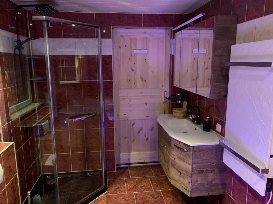 Ferienhaus Sissi Mit Whirlpool, Sauna U Sehr Ruhig غروسشوناو المظهر الخارجي الصورة